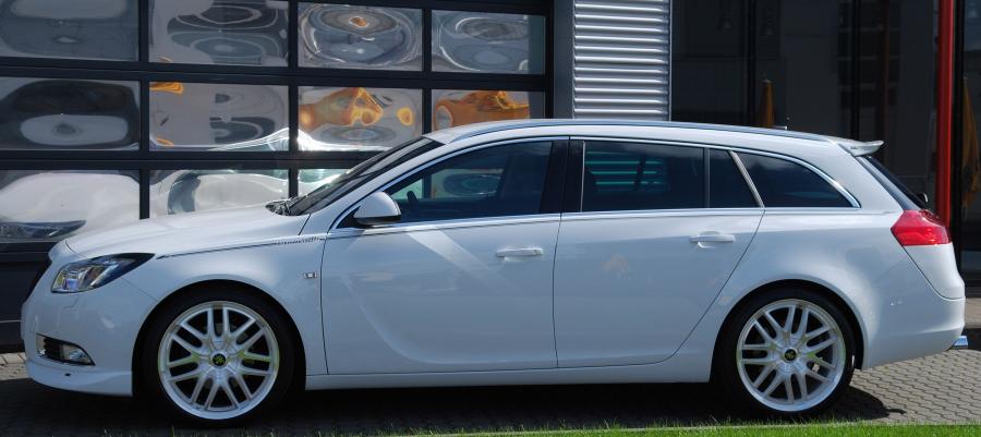 Opel Insignia Sports Tourer by Steinmetz 2009 года  (фото 5 из 24)